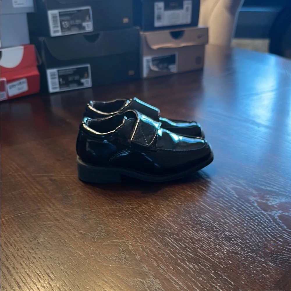 Kids Black Patent Leather Mary Jane Dress Shoes Hook & Loop Size 5C